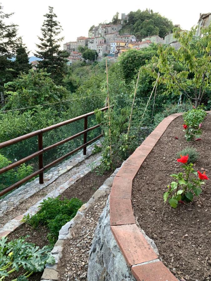 Deliziosa Casetta Sull'Appennino Toscano Montefegatesi Exterior foto
